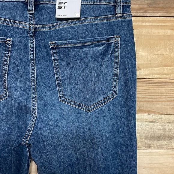 Eunina Bella super high rise skinny ankle size 13 medium wash distressed jean - Picture 10 of 14